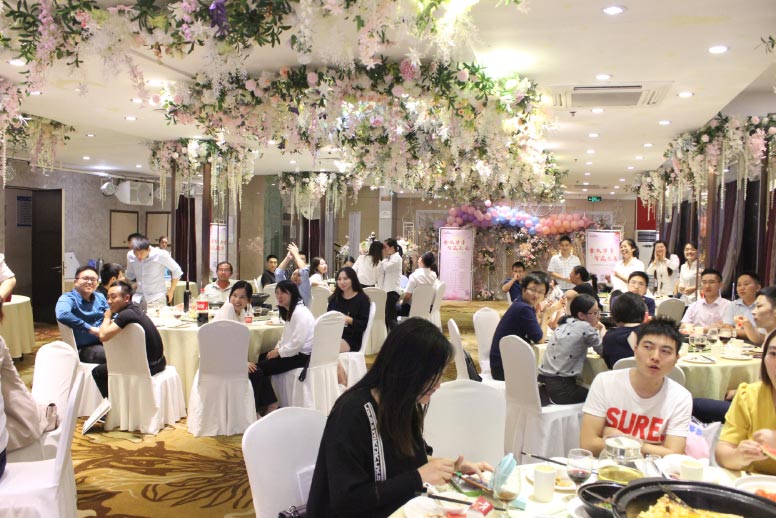 金秋華章 智贏未來(lái)——2019百度營(yíng)銷(xiāo)教育行業(yè)客戶(hù)中秋聯(lián)誼會(huì)圓滿落幕！